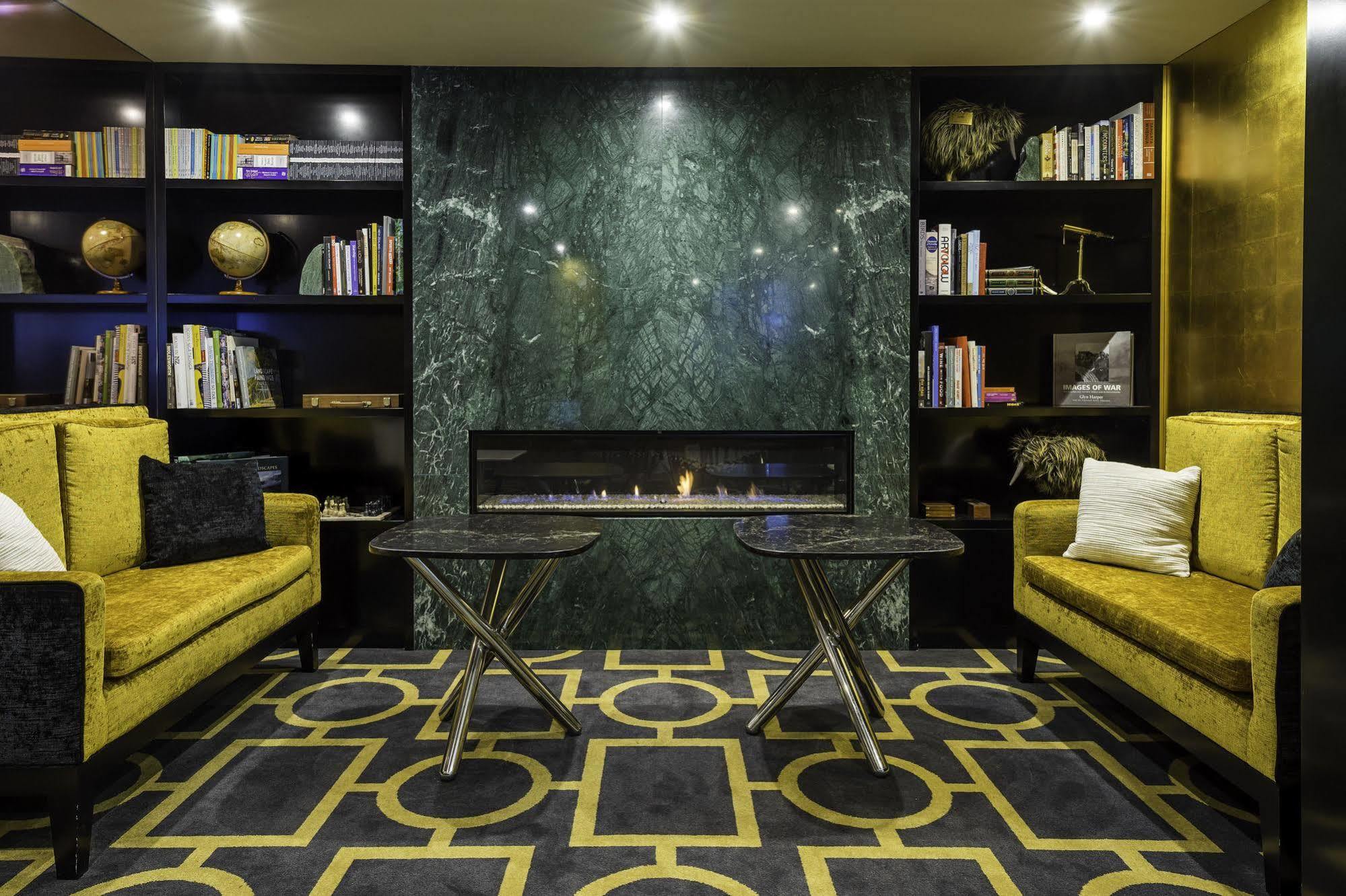 볼턴 호텔 웰링턴 외부 사진 The Library at The Ivy, Manchester